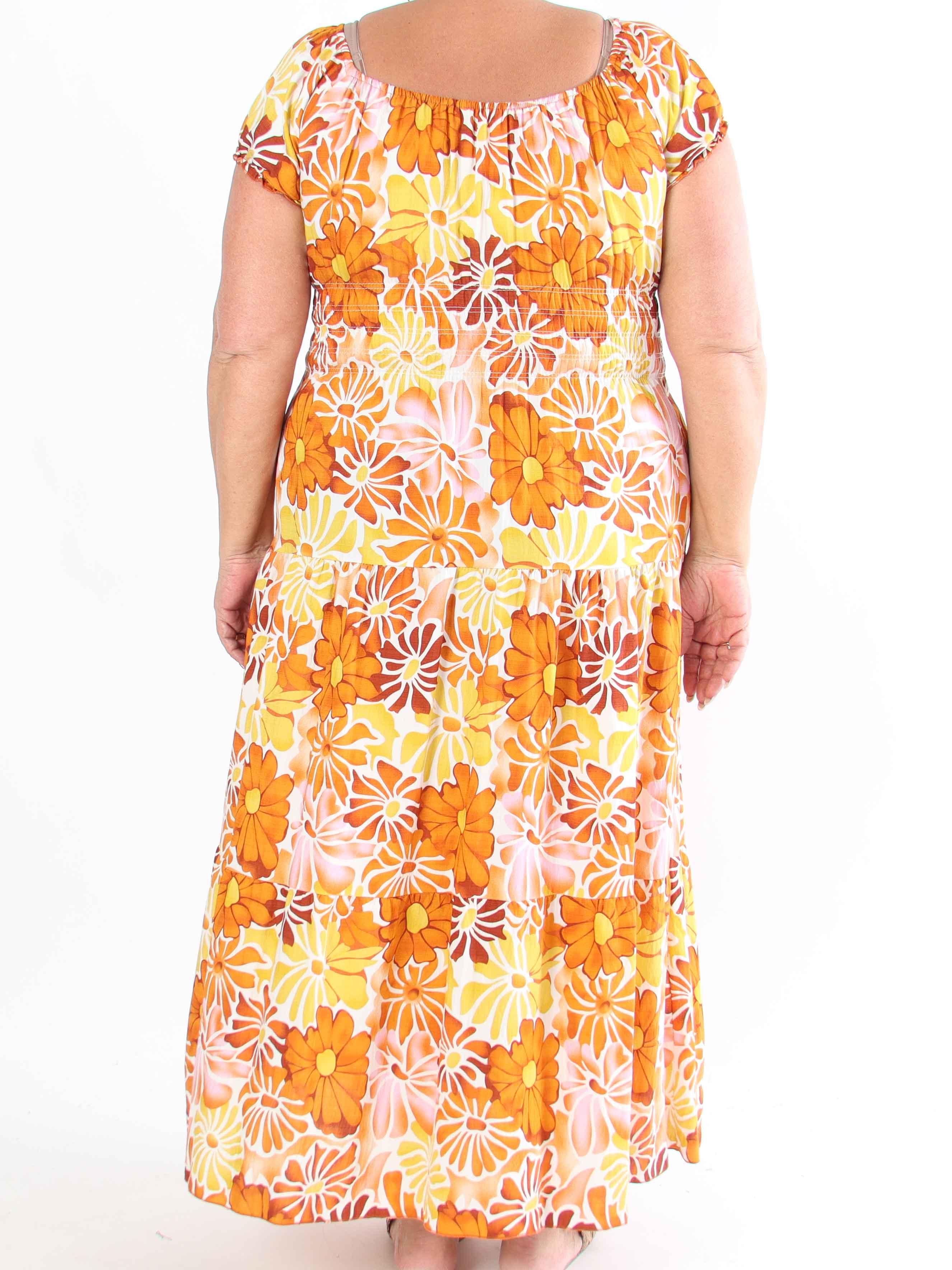 Monica - Plus size kjole i viskose med smock i taljen og pufærmer